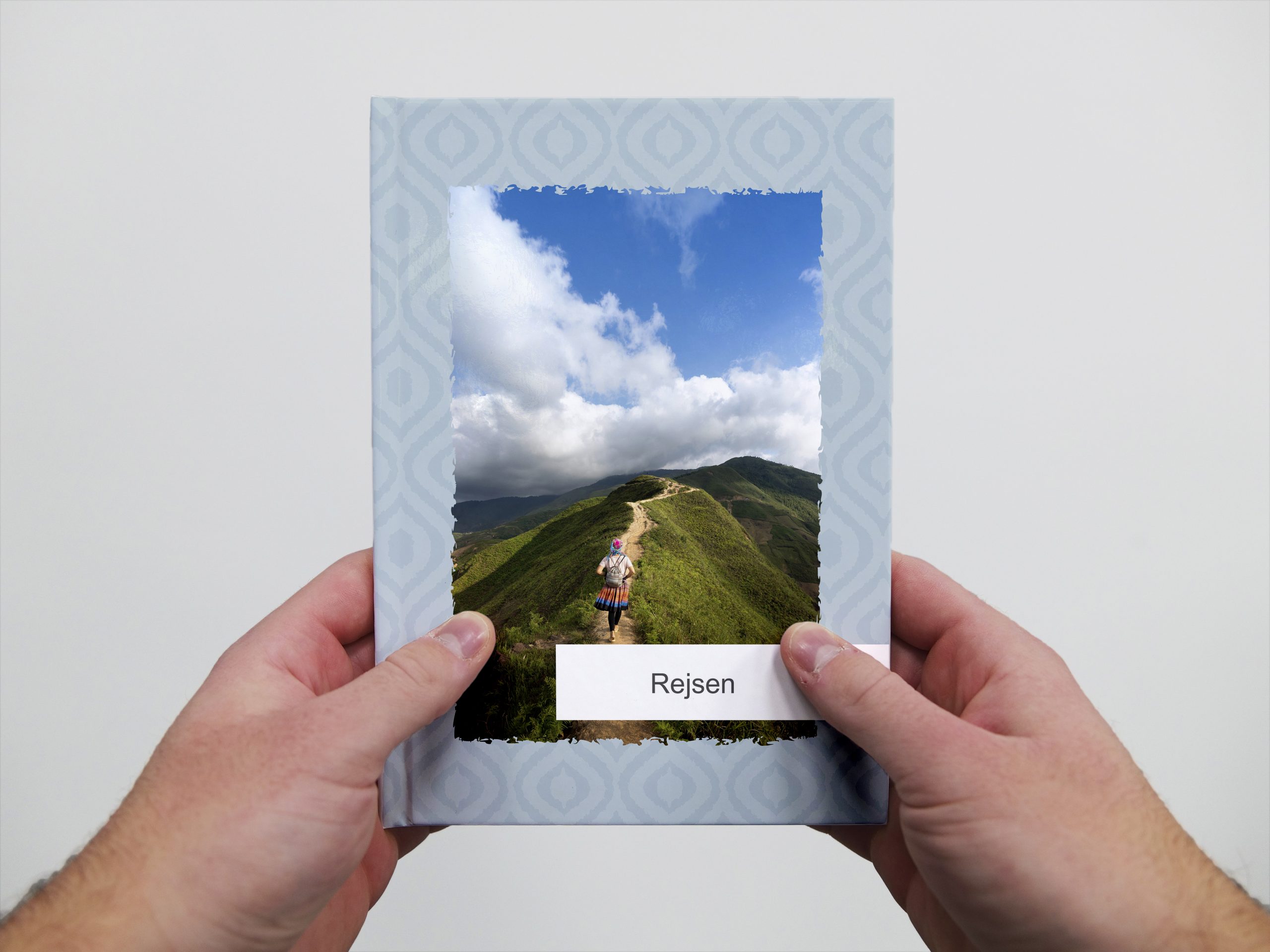 Mellemstørrelse fotobog i mønstret design